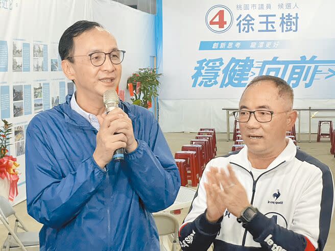 國民黨新竹市長候選人林耕仁休戰對手高虹安，外傳是黨中央下指導棋，國民黨主席朱立倫昨（左）說，國民黨主打好好做事。（呂筱蟬攝）