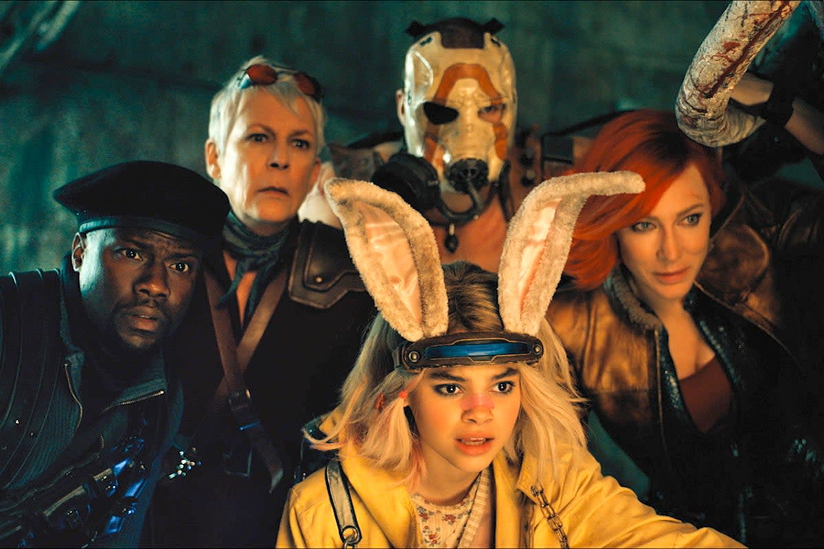 Claptrap: Kevin Hart, Jamie Lee Curtis, Ariana Greenblatt, Florian Munteanu and Cate Blanchett in ‘Borderlands’ (Lionsgate)