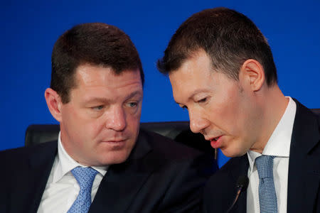 FILE PHOTO: Benjamin Smith, Chief Executive Officer of Air France-KLM, and Pieter Elbers, President and CEO of KLM attend a news conference to announce their 2018 annual results in Paris, France, February 20, 2019. REUTERS/Charles Platiau/File Photo