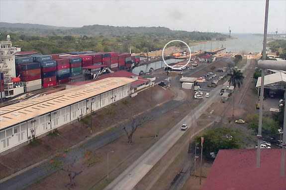 Webcam view showing the shuttle external tank ET-94 entering the Gatun Locks at the Panama Canal, April 25, 2016.