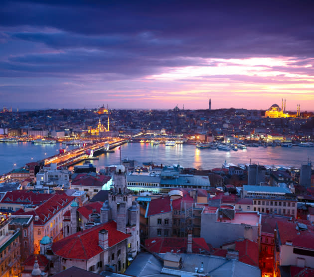 Istanbul ist ein weiteres europäisches Reiseziel, das gerade aus Amerika besonders preiswert zu erreichen ist: Hier kostet das Flugticket durchschnittlich 785 Euro. (Bild-Copyright: Thinkstock)