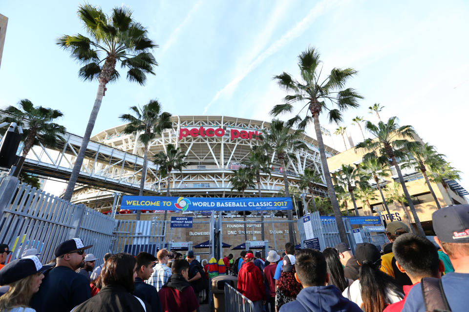 </a> SAN DIEGO, CA - MARCH 18: Fans line up outside the gates before Game 6 of Pool F of the 2017 World Baseball Classic between Team USA and Team Dominican Republic on Saturday, March 18, 2017 at Petco Park in San Diego, California. (Photo by Alex Trautwig/WBCI/MLB Photos via Getty Images)Alex Trautwig MLB Photos via Getty Images