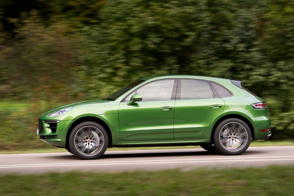 <p>2020 Porsche Macan Turbo</p>