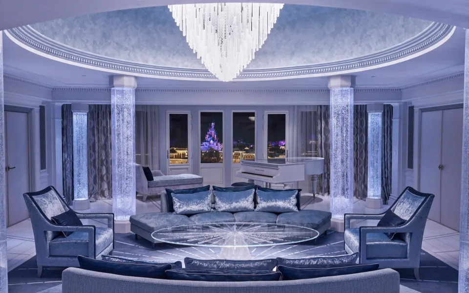 The Frozen-themed Royal Suite