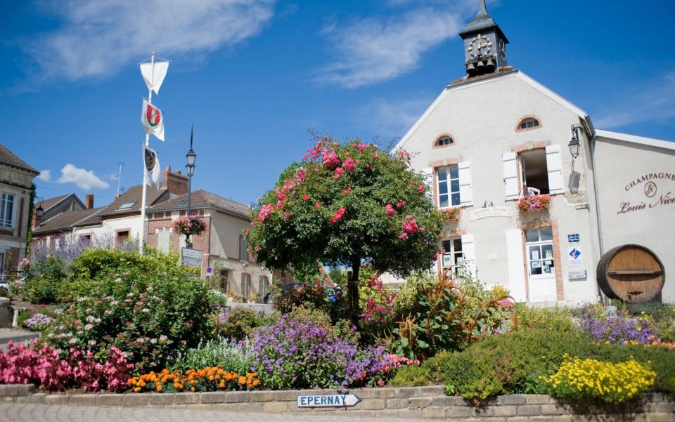 Hautvillers village France - Alamy