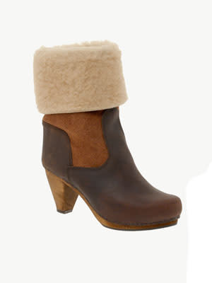 Faux-fur boots