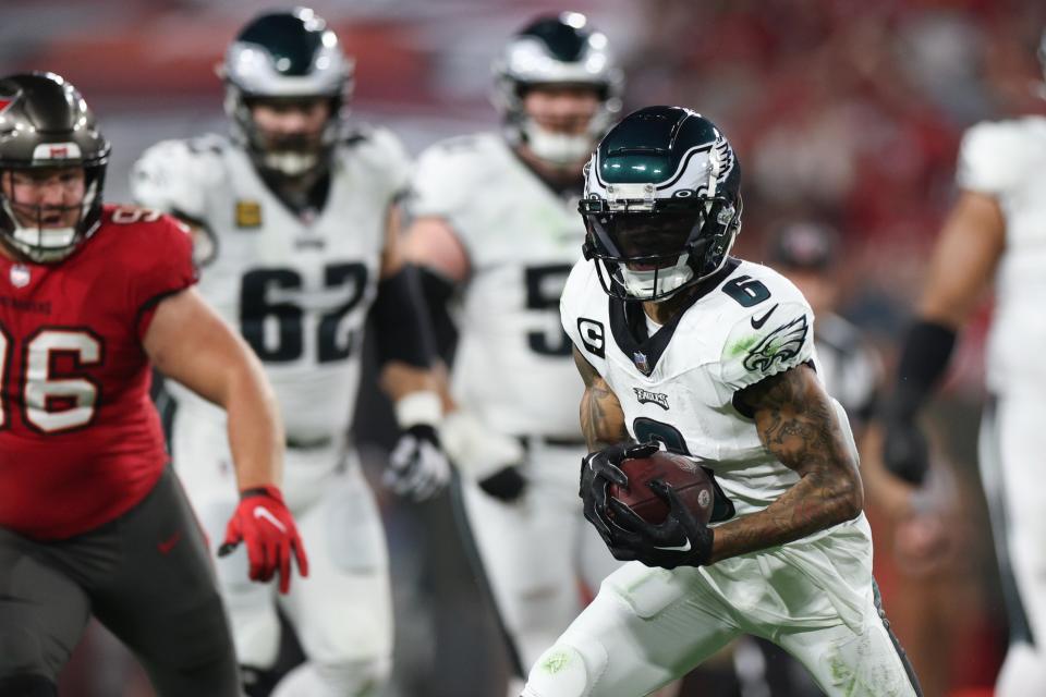 Jan 15, 2024; Tampa, Florida, USA; Philadelphia Eagles wide receiver DeVonta Smith (6) runs the ball against the Tampa Bay Buccaneers during the first half of a 2024 NFC wild card game at Raymond James Stadium. Mandatory Credit: Nathan Ray Seebeck-USA TODAY Sports