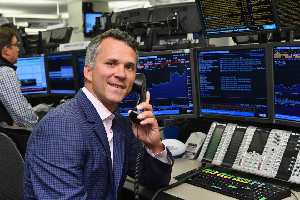 NEW YORK, NY – SEPTEMBER 11: NHL player Martin St. Louis participates in Annual Charity Day hosted by Cantor Fitzgerald, BGC and GFI at Cantor Fitzgerald on September 11, 2017 in New York City. (Photo by Dia Dipasupil/Getty Images for Cantor Fitzgerald)