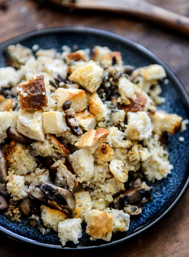 <strong>Get the <a href="http://www.howsweeteats.com/2013/11/pretzel-bread-quinoa-stuffing-with-garlic-butter-mushrooms/" target="_blank">Pretzel Bread Quinoa Stuffing with Garlic Butter Mushrooms recipe</a> from How Sweet It Is</strong>