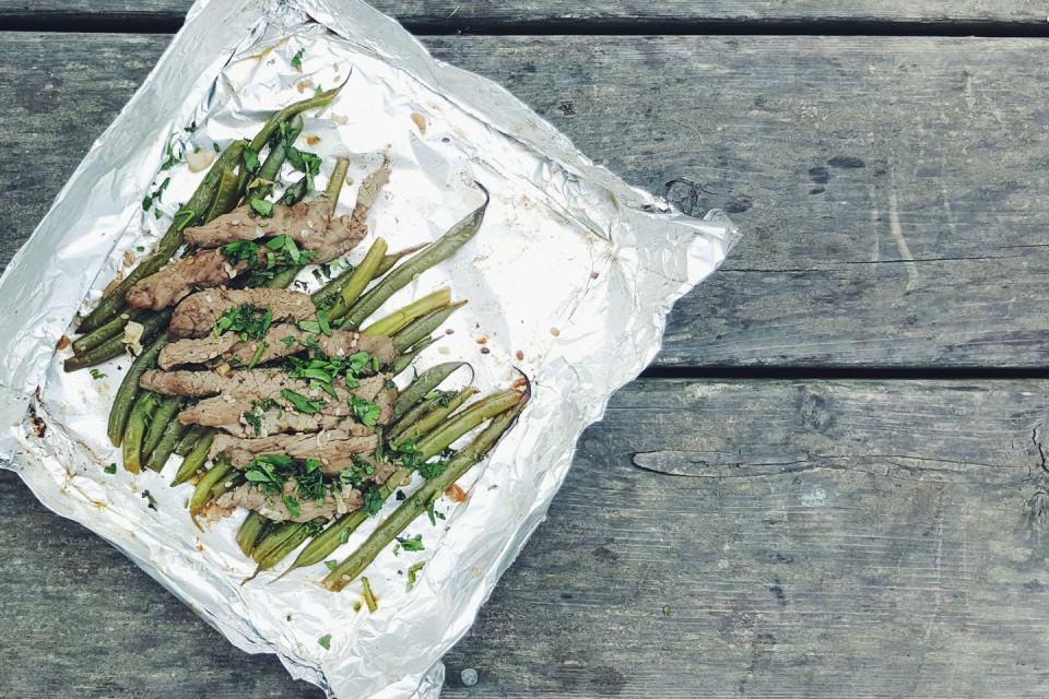 Foil Pack Steak and Green Bean "Stir Fry"