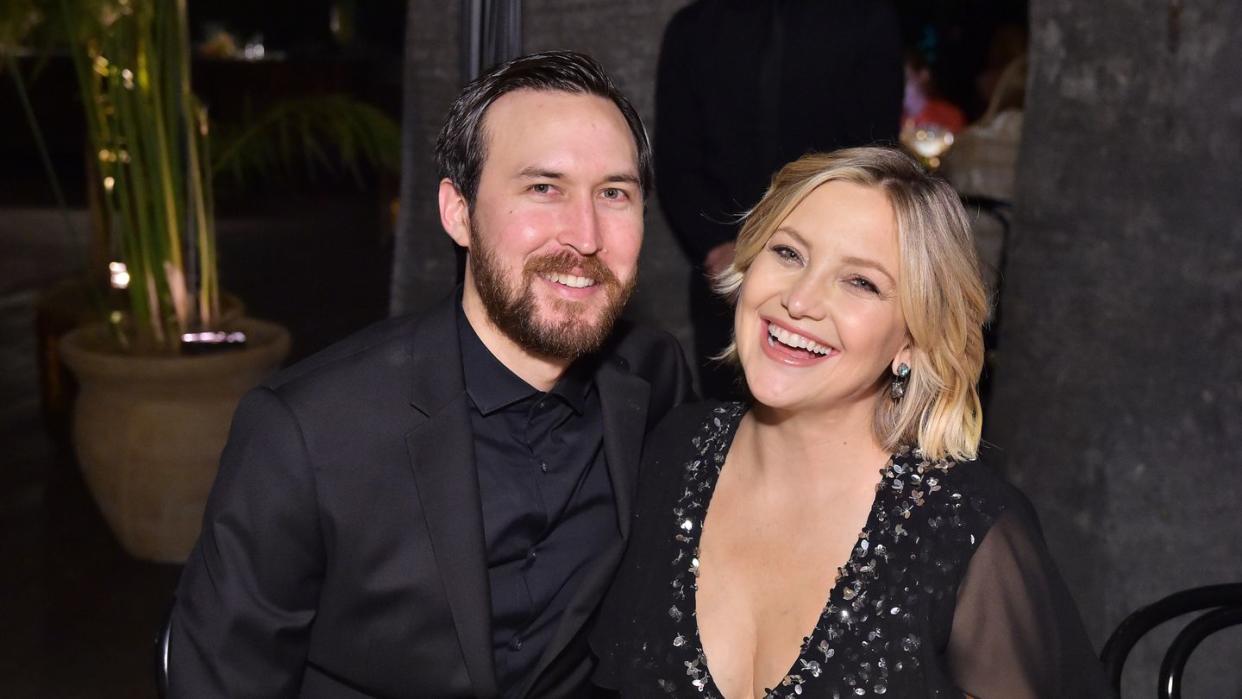 beverly hills, ca   november 07  danny fujikawa l and kate hudson attend michael kors dinner to celebrate kate hudson and the world food programme on november 7, 2018 in beverly hills, california  photo by stefanie keenangetty images for michael kors
