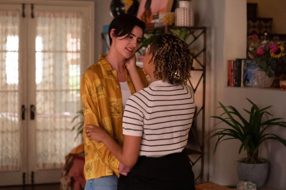 <div class="inline-image__caption"><p>Jacqueline Toboni as Finley, in yellow, with Rosanny Zayas as Sophie.</p></div> <div class="inline-image__credit">Nicole Wilder/SHOWTIME</div>