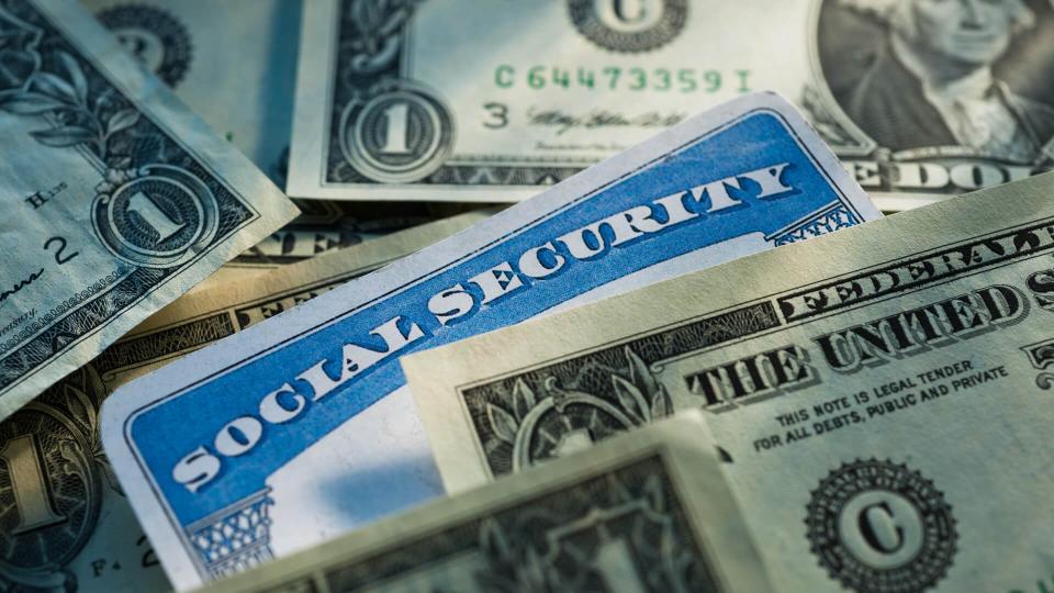 Close-up, Currency, Dollar, Finance, Horizontal, Identity, Large Group of Objects, Nobody, Savings, Social Security, Studio Shot, Text, Western Script, account, cash, money, program