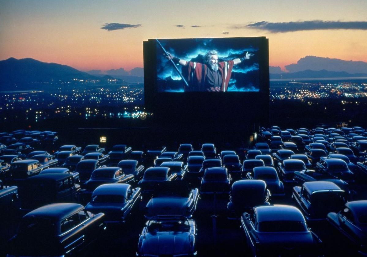 Drive-in Festival : des projections en plein air pour aider le cinéma  français