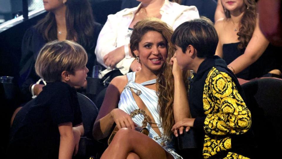 newark, new jersey september 12 l r sasha piqueacute shakira, and milan pique attend the 2023 mtv video music awards at prudential center on september 12, 2023 in newark, new jersey photo by mike coppolagetty images for mtv