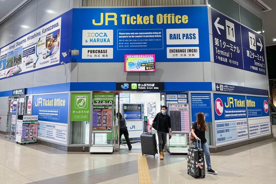 A JR Ticket Office in Japan. (Photo: Klook SG)