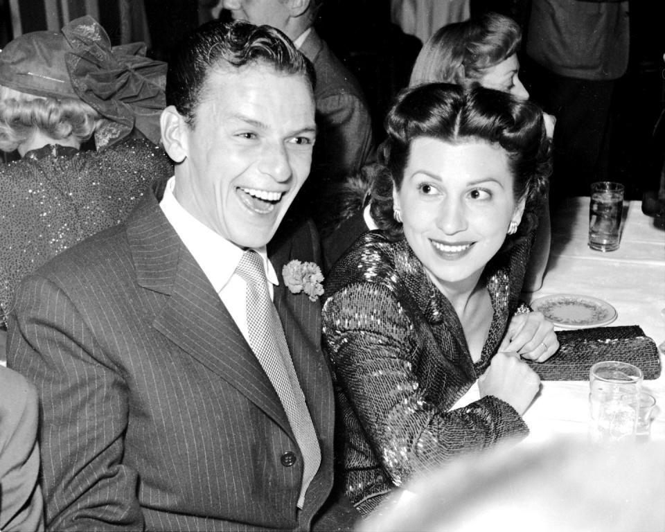 1949: Frank Sinatra Allegedly Cheats on Nancy Barbato