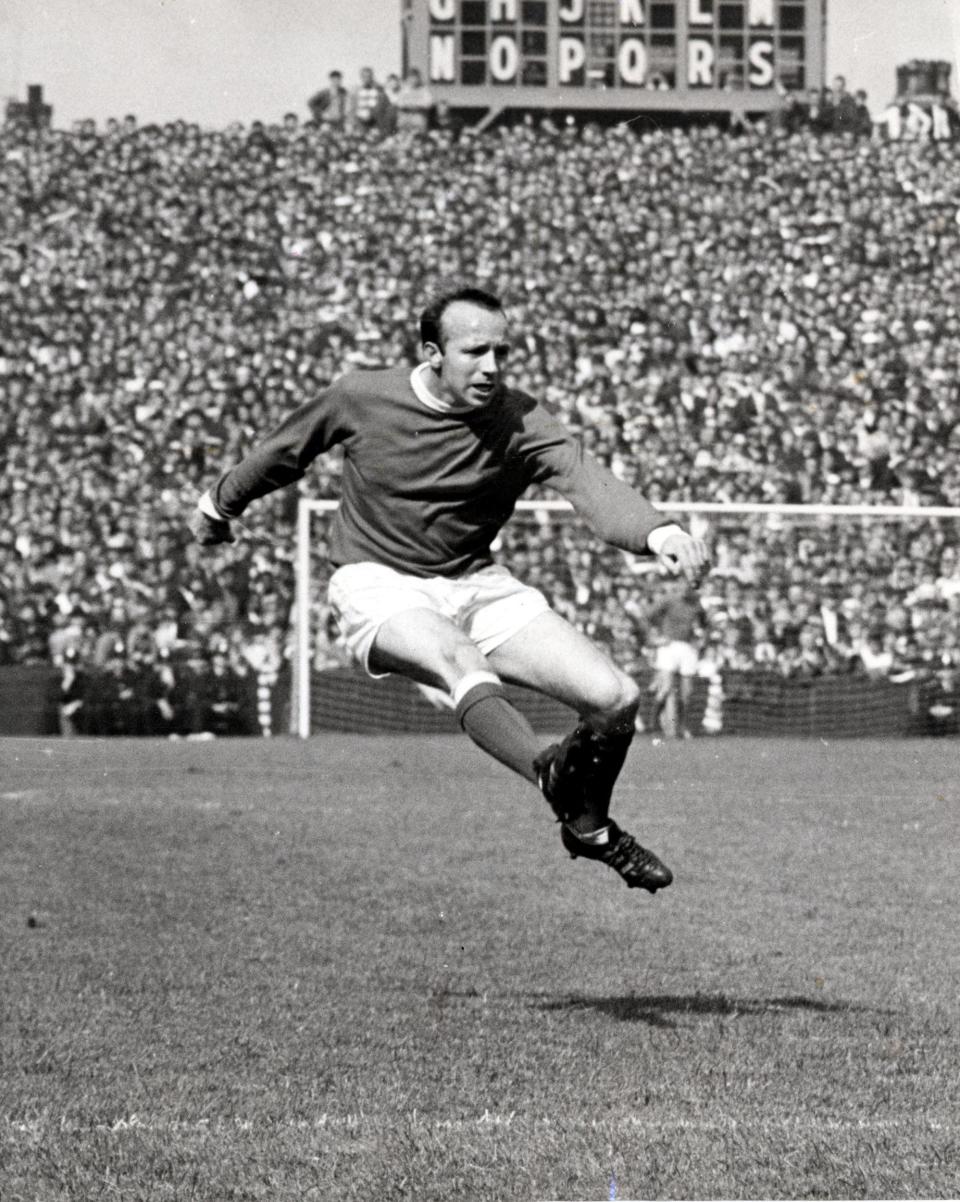 Nobby Stiles in action for Manchester United - Daily Mail/Shutterstock