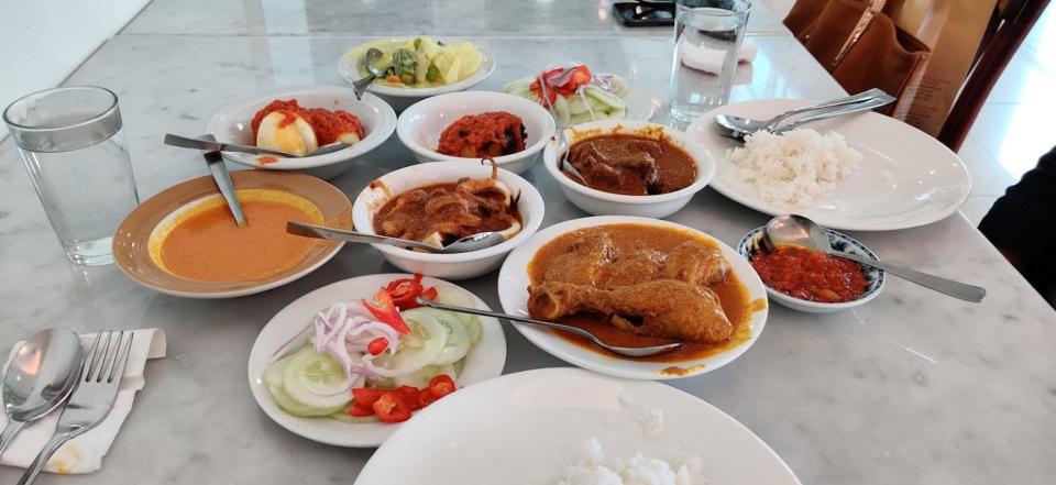 best nasi padang - rendezvous 2