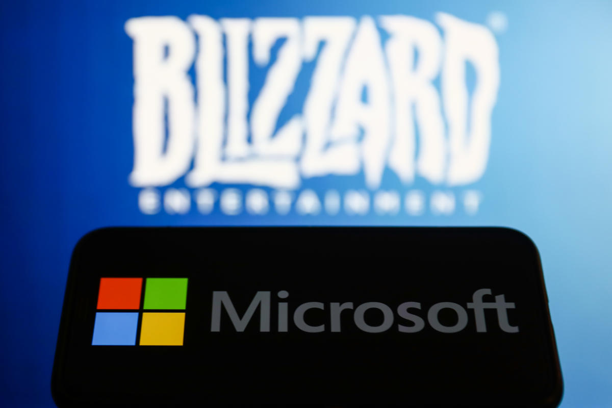 Microsoft eyes closing its giant Activision Blizzard deal next week - The  Verge