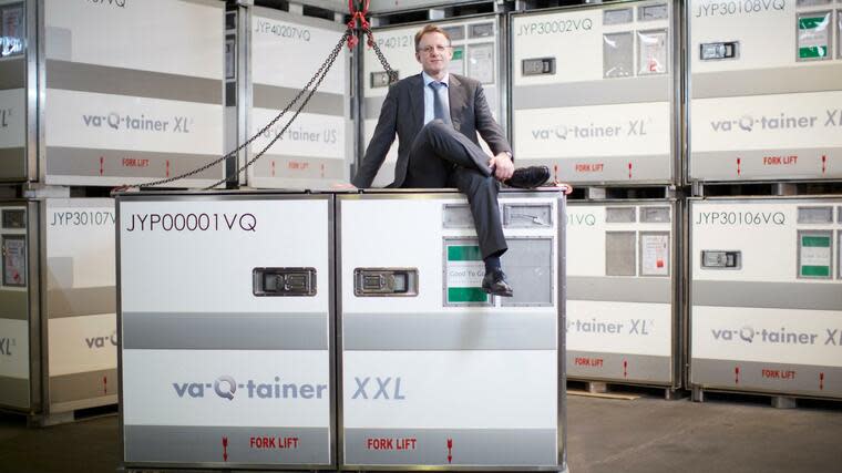 Die Thermo-Transportboxen von  Joachim Kuhn, Gründer und CEO des Technologie-Start-ups Va-Q-Tec, sind zurzeit sehr gefragt. Foto: dpa