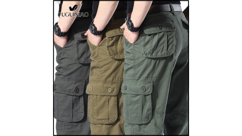 Fuguiniao Overalls Men Cargo Pants Casual Multi Pockets Military Track Tactical Pants Pantalon Hombre Mens Sweatpants Straight Trousers. (Photo: Lazada SG)