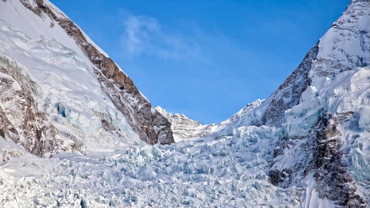 <span class="article__caption">Mt. Everest’s deadly Khumbu Icefall. Photo: Jason Maehl/Getty Images</span>