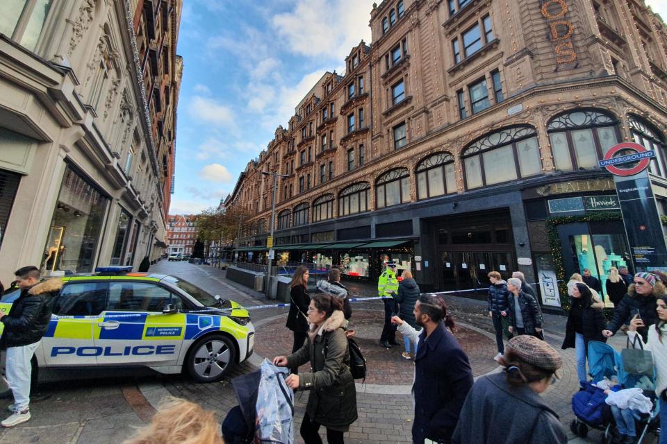 The scene in Knightsbridge, where a murder investigation has begun after a man was knifed to death near Harrods department store in a suspected robbery, as he made his way home from a nearby restaurant. (PA Wire/PA Images)