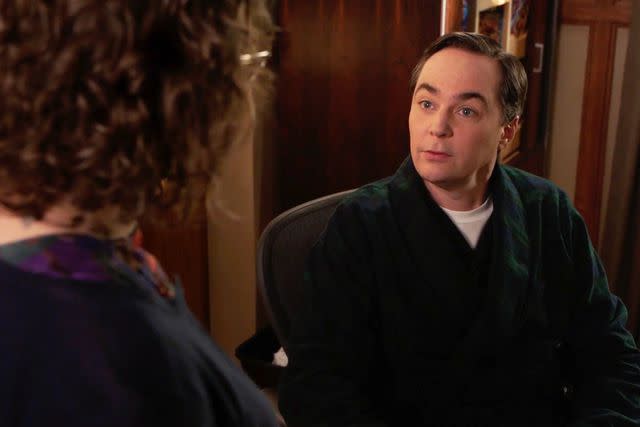 <p>CBS</p> Mayim Bialik and Jim Parsons in the 'Young Sheldon' series finale