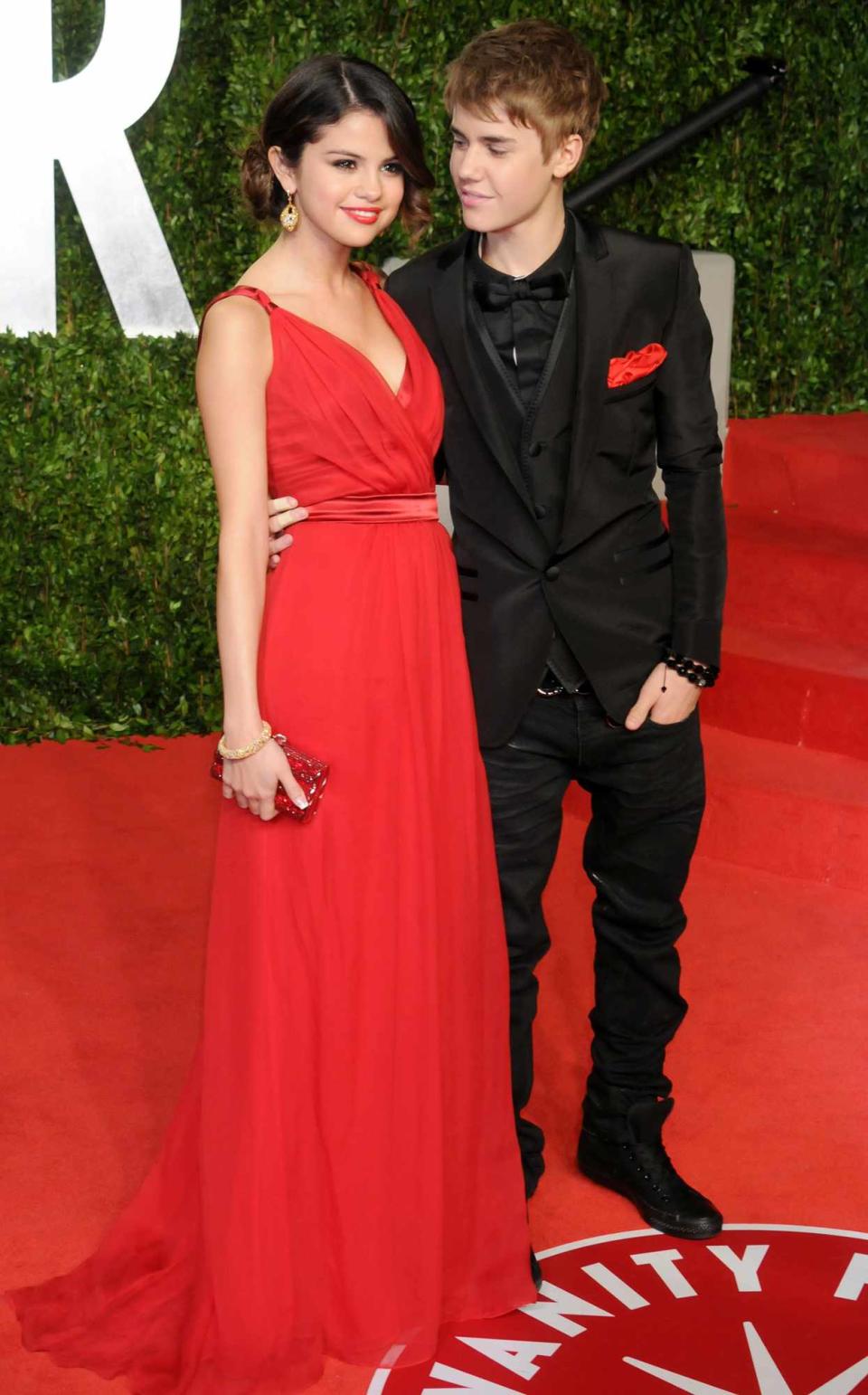 Selena Gomez and Justin Bieber arrive at the Vanity Fair Oscar Party 2011, February 27, 2010 at the Sunset Tower Hotel in West Hollywood, California