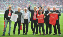 Stammgäste in der Düsseldorfer ESPRIT arena sind die Punk-Legenden der "Toten Hosen". Die Musiker sind seit 2012 sogar Ehrenmitglieder beim Zweitligisten Fortuna Düsseldorf. (Bild-Copyright: Getty Images)