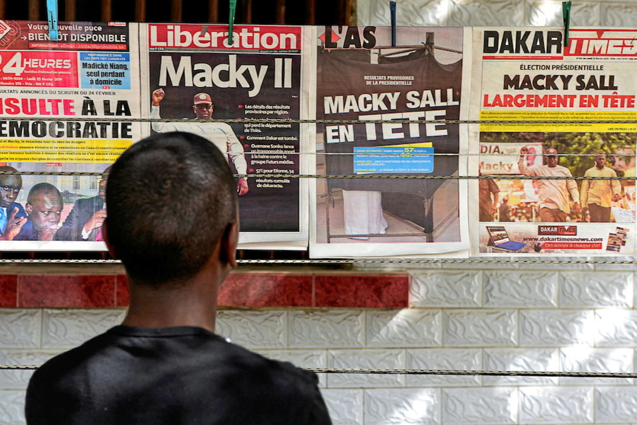 La presse sénégalaise et ouest-africaine tout particulièrement analyse les tenants et aboutissants de la décision du président Macky Sall de ne pas briguer un troisième mandat (image d'illustration).  - Credit:SEYLLOU / AFP