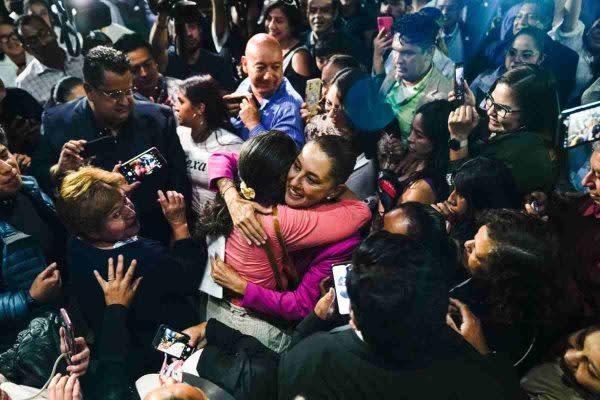 Sheinbaum sostiene encuentro con académicos de la CDMX 