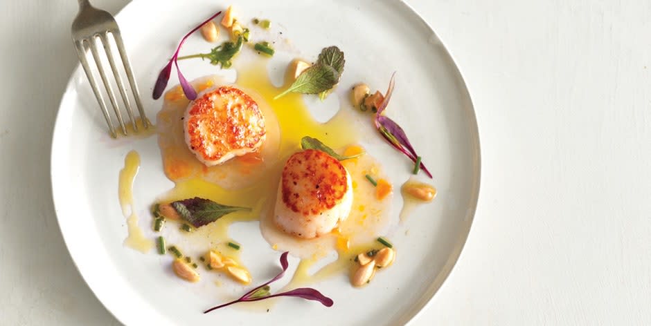 Seared Scallops with Almond Vinaigrette