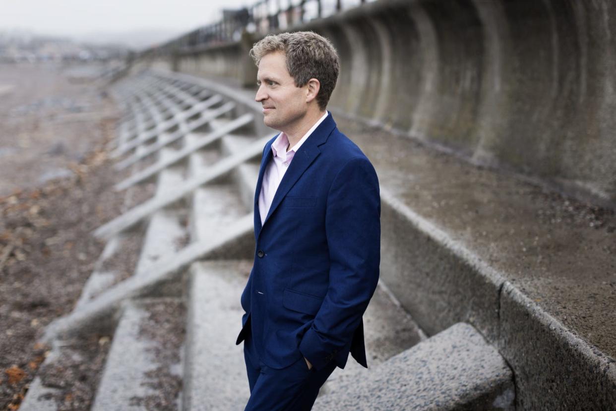 Worcester pianist Andrew Armstrong is set to perform at the BrickBox Theater at the Jean McDonough Arts Center before heading off to shows in London, Scotland and the Netherlands.