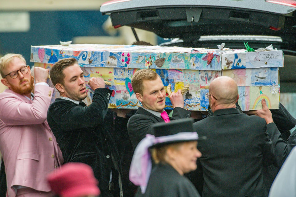 The moving ceremony took place at Bath Abbey on Wednesday (SWNS)