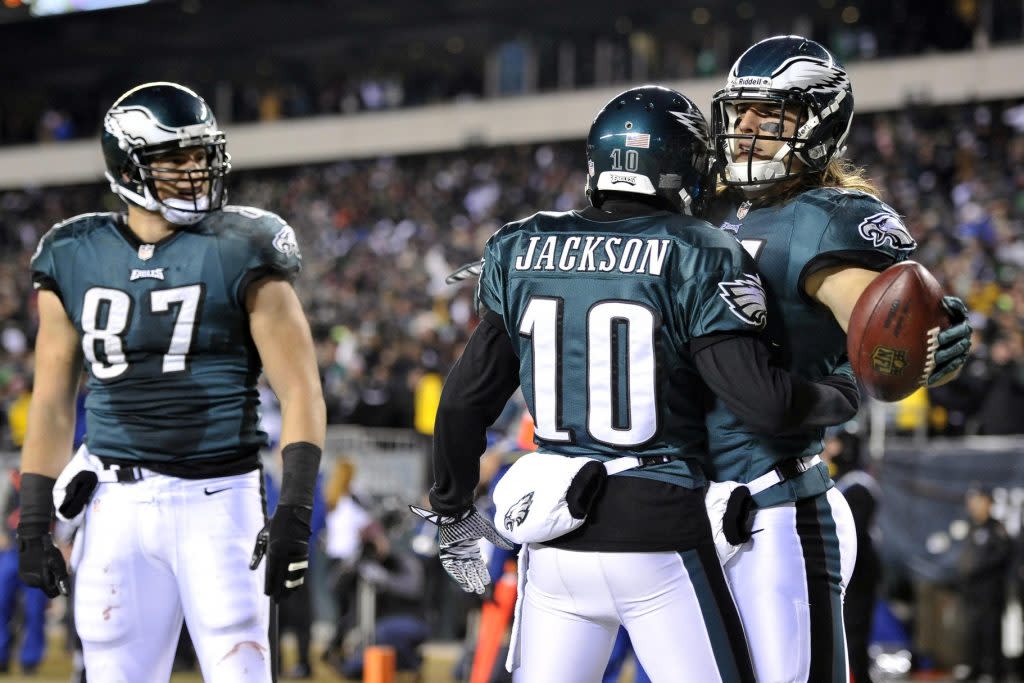 Eagles back in same wide receiver predicament