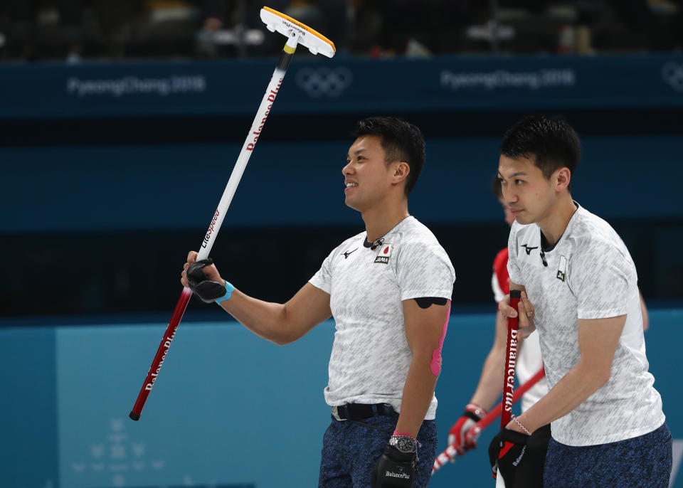 <p>Tsuyoshi Yamaguchi of Japan waves to the crowd after Japan defeated Great Britain during the Curling Men’s Round Robin Session 3 held at Gangneung Curling Centre on February 15, 2018 in Gangneung, South Korea </p>