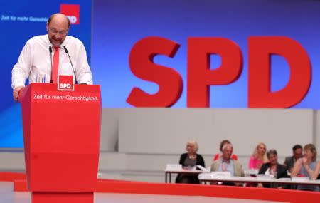 German Chancellor candidate Martin Schulz of the Social Democratic party (SPD) delivers his speech at the party convention in Dortmund, Germany, June 25, 2017. REUTERS/Wolfgang Rattay