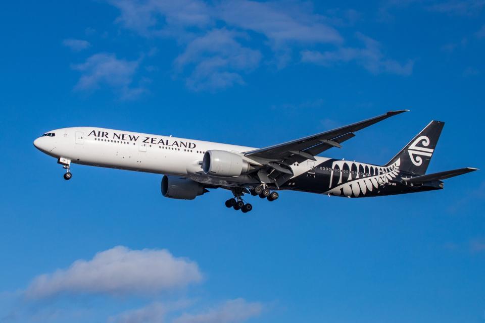 New Zealand Boeing 777 in flight