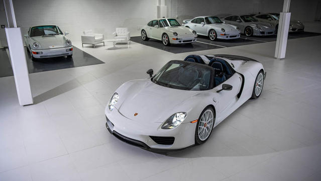 This 2015 Porsche 918 'Weissach' Spyder May Hit $1 Million at Auction