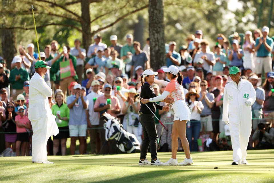 Jenny Bae hugs Rose Zhang at the Augusta National Women’s Amateur at Augusta National Golf Club on April 1, 2023 in Augusta, Georgia. (Photo: Christian Petersen/Getty Images)