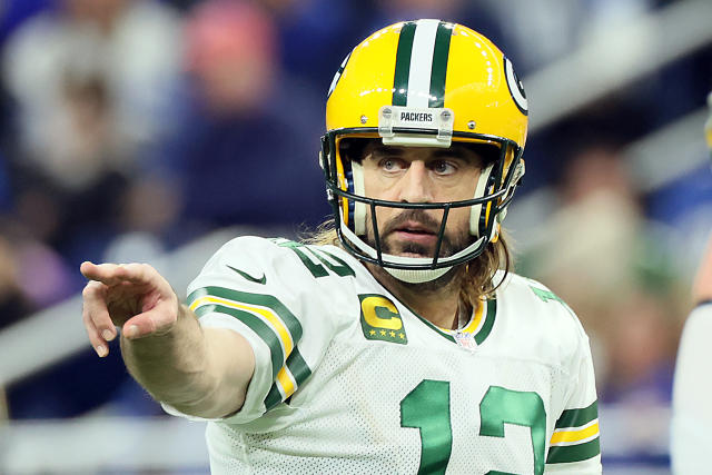 NFL MVP Odds Week 17: Aaron Rodgers en route to another MVP?