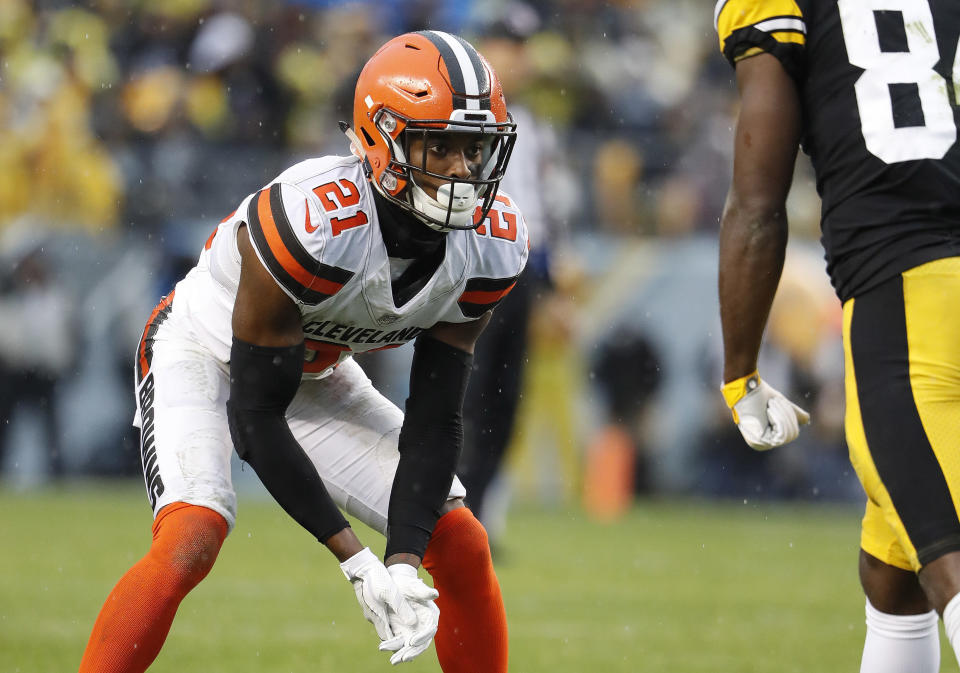 FILE - In this Oct. 28, 2018, file photo, Cleveland Browns cornerback Denzel Ward gets set during an NFL football game against the Pittsburgh Steelers in Pittsburgh. Ward, the No. 4 pick this year who has quickly become one of the game’s top players at a premium position, earned his first Pro Bowl selection on Tuesday, Dec. 18, 2018/ (Winslow Townson/AP Images for Panini, File)