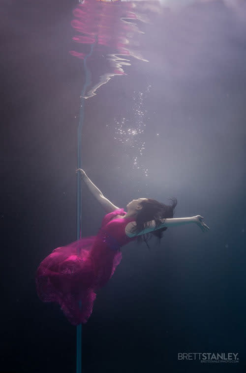 13 Spectacular Underwater Fashion Photos