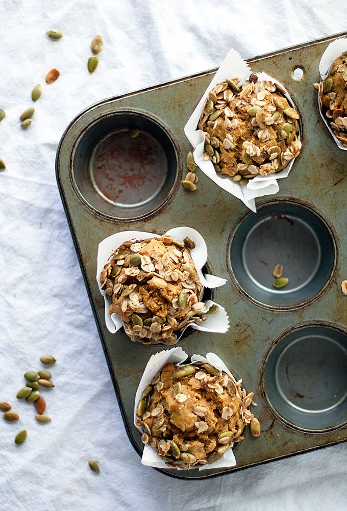 Tahini Pumpkin Muffins with Pepita Oatmeal Crumble