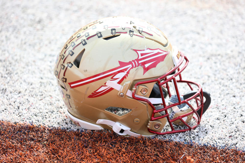 MOBILE, AL – FEBRUARY 01: A general view of a Florida State Seminoles helmet during the USA team practice for the Reese's Senior Bowl on February 1, 2024 at Hancock Whitney Stadium in Mobile, Alabama. (Photo by Michael Wade/Icon Sportswire via Getty Images)