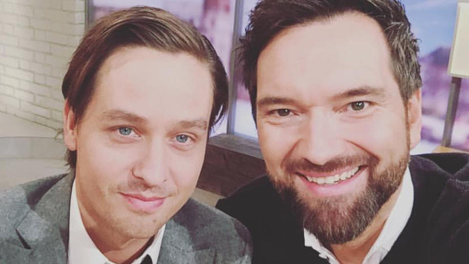 Tom Schilling zu Gast bei Ingo Nommsen in "Volle Kanne" (ZDF) - nach jeder Sendung gibt's ein Selfie mit den prominenten Gästen auf Facebook zu sehen