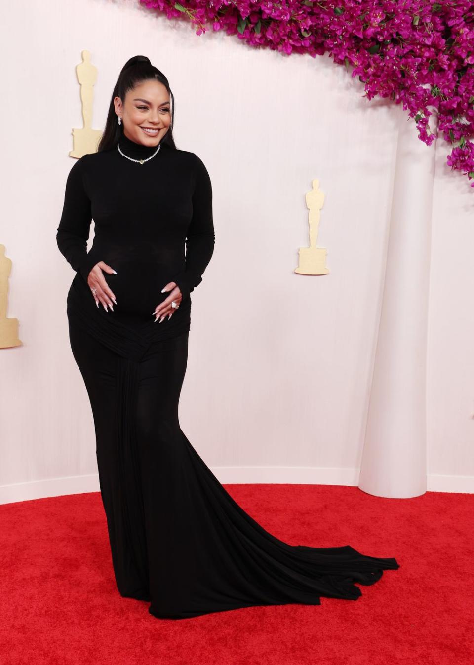 Vanessa Hudgens Announces Her Pregnancy In A Bodycon Dress At The 2024 Oscars 