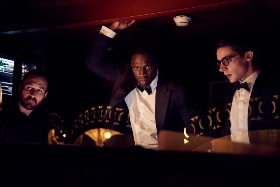 Omar Sy (center) in 'Lupin'<span class="copyright">Emmanuel Guimier/Netflix</span>